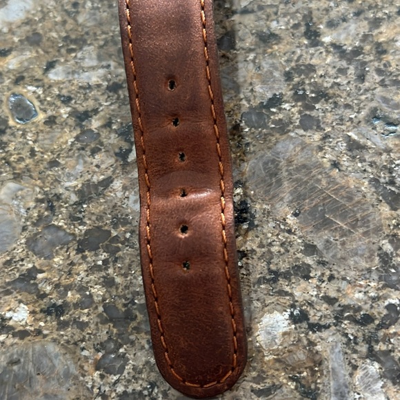 Men’s/ Women’s Watch - Picture 3 of 5